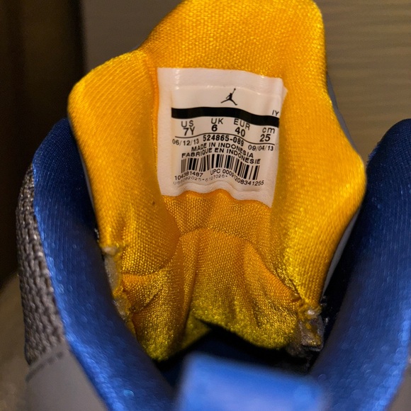 Nike Air Jordan Flight 23, nearly new! 6 youth - Picture 3 of 3